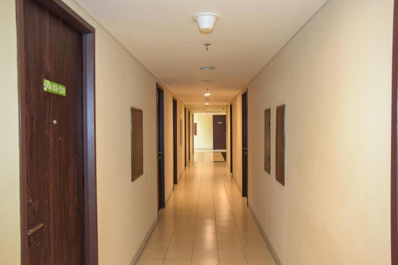 Reddoorz Apartment @ Serpong Green View Tangerang Luaran gambar